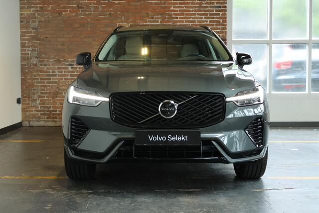 Volvo XC60 T8 Plug-in hybrid AWD Ultra Dark | Luchtvering | Nappa Lederen Bekleding | Stoel Massage | Stoelventilatie | Semi-Electrische Wegklapbare Trekhaak | 360° Parkeercamera | Parkeersensoren voor + achter | Parkeerverwarming |