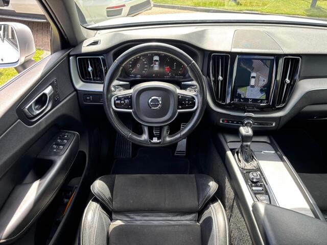 Volvo XC60 2.0 D4 AWD R-Design 2018 Dealer Onderhouden