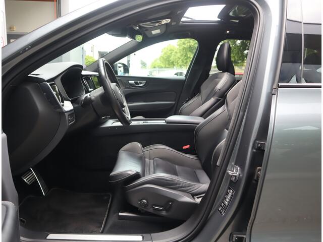 Volvo XC60 2.0 Recharge T6 AWD R-Design / Navi / Climate / Pano / Trekh / Leder / Blis/ Keyles / Autopilot / / Uitstekende staat!