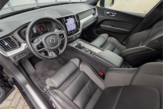 Volvo XC60 2.0 Recharge T6 AWD R-Design Black Trekhaak 35KM Elektrisch