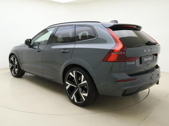 Volvo XC60 T8 406pk AWD Ultra - Dark Executive Edition / NIEUW / DIRECT LEVERBAAR / 22'' / STOELVENTILATIE / DUBBEL GLAS / CHARCOAL HEMEL / FOREST LAKE / MASSAGE /