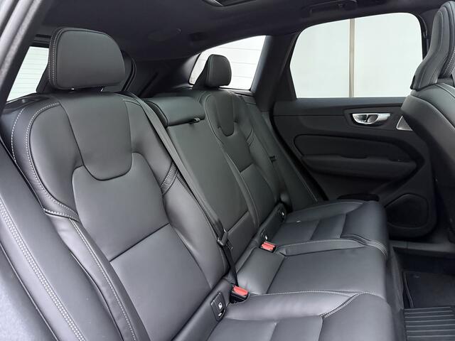 Volvo XC60 T8 406pk AWD Ultra - Dark Executive Edition / NIEUW / DIRECT LEVERBAAR / 22'' / STOELVENTILATIE / DUBBEL GLAS / CHARCOAL HEMEL / FOREST LAKE / MASSAGE /
