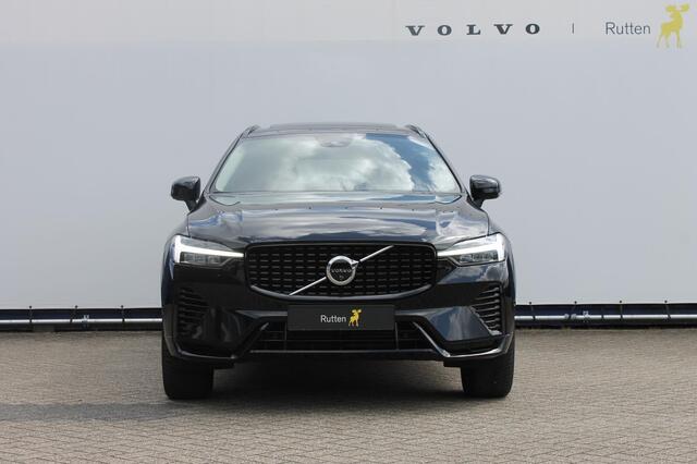 Volvo XC60 T8 455PK Automaat Plug-in hybrid AWD Plus Dark Adaptieve Cruise control / Semi elektrisch wegklapbare trekhaak / Google Infotainment / Panoramisch schuif-kanteldak