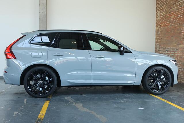 Volvo XC60 2.0 T6 Plug-in hybrid AWD Ultra Black Edition | Luchtvering | Harman Kardon Premium Audio | 360° Parkeercamera | Parkeersensoren voor + achter | Head-up Display | Google Infotainment | Stoelverwarming | Stuurwielverwarming
