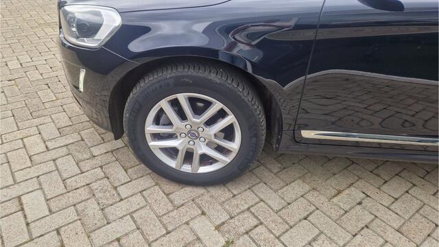 Volvo XC60 2.0 T5 Polar+ FWD / Camera / Leer / ACC / Schuif-kantel / Led /