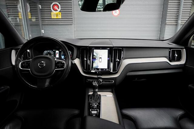 Volvo XC60 2.0 T5 AWD Inscription / Pano / Adaptive Cruise / Trekhaak