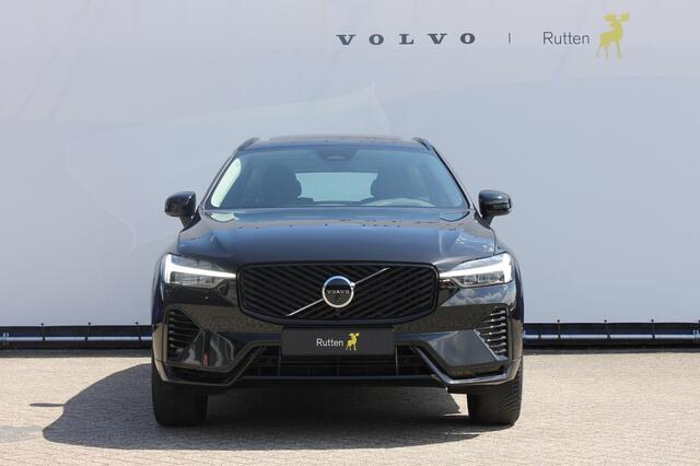 Volvo XC60 T6 350PK Automaat Plug-in hybrid AWD Plus Dark Google infotainment / Semi elektrisch wegklapbare trekhaak / Elektrisch bedienbare voorstoelen met geheugen / All seasonbanden