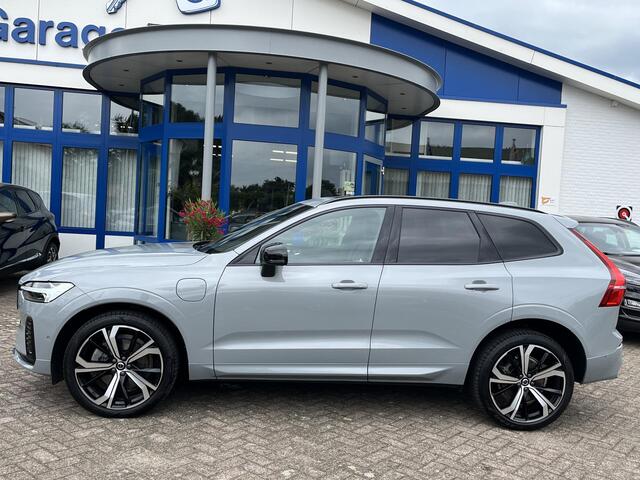 Volvo XC60 2.0 T8 Plug-in hybrid AWD Ultra Dark | Luchtvering, Trekhaak, 360° Camera, PANO, 21 inch velgen, Lift modus, zeer luxe!