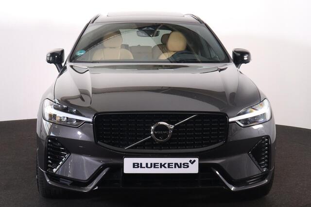 Volvo XC60 T6 Recharge AWD Ultra Dark - Luchtvering - Panorama/schuifdak - IntelliSafe Assist & Surround - 360º Camera - Bowers & Wilkins audio - Verwarmde voorstoelen, stuur & achterbank - Parkeersensoren voor & achter - Elektr. bedienb. voorstoelen met geheugen -