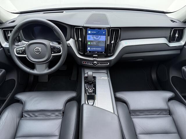 Volvo XC60 T6 350PK AWD Ultimate Dark / Long range / Luchtvering / HUD / Panorama dak / Trekhaak /