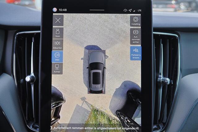 Volvo XC60 T8 Recharge AWD Plus Black Edition - IntelliSafe Assist & Surround - 360º Camera - Harman/Kardon audio - Adaptieve LED koplampen - Verwarmde voorstoelen, stuur & achterbank - Parkeersensoren voor & achter - Elektr. bedienb. voorstoelen met geheugen - Draa