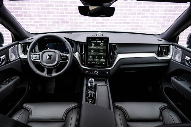 Volvo XC60 T8 Plug-in hybrid AWD Ultra Dark Exec. Ed. | Google | Long Range | Bowers & Wilkins Audio | Luchtvering | Gelamineerd Zijruiten Rondom | Stoelmassage & Ventilatie | Getint Glas | LED Koplampen | Stoel-/Stuurverwarming | Dodehoekdetectie | Keyless | Zitver