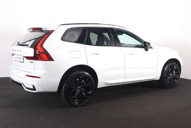 Volvo XC60 T6 Recharge AWD Plus Black Edition - Panorama/schuifdak - IntelliSafe Assist & Surround - Harman/Kardon audio - Parkeercamera achter - Verwarmde voorstoelen, stuur & achterbank - Parkeersensoren voor & achter - Elektr. bedienb. voorstoelen met geheugen -