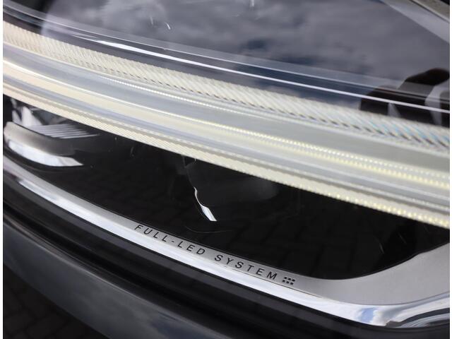 Volvo XC60 2.0 Recharge T8 AWD Inscription | Pano | Leer | ACC