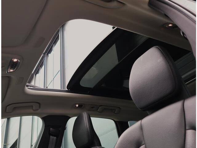 Volvo XC60 2.0 Recharge T8 AWD Inscription | Pano | Leer | ACC