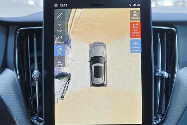 Volvo XC60 T6 Recharge AWD Plus Black Edition - Panorama/schuifdak - IntelliSafe Assist & Surround - Harman/Kardon audio - 360º Camera - Verwarmde voorstoelen, stuur & achterbank - Parkeersensoren voor & achter - Elektr. bedienb. voorstoelen met geheugen - Head up d