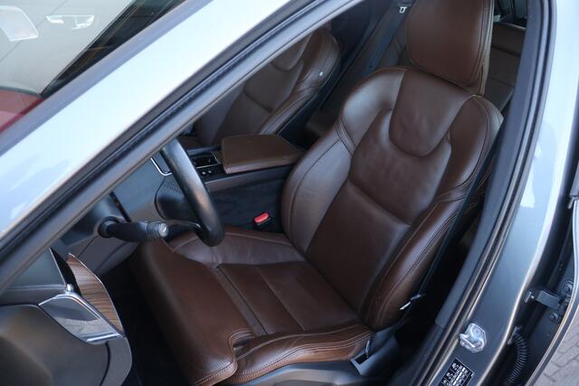 Volvo XC60 2.0 Recharge T6 AWD Inscription | Luchtvering | Panoramadak | ACC | HUD | Bowers&Wilkins | 360* Camera |