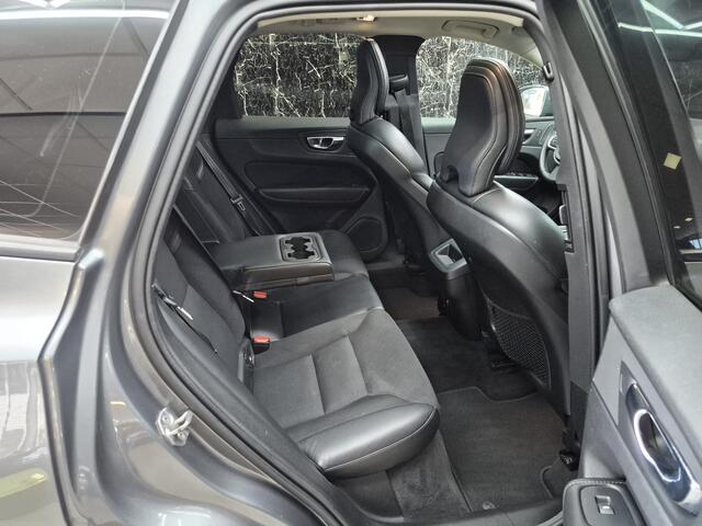 Volvo XC60 2.0 T5 Inscription /pano /Harman Kardon/ stoelverwarming / achteruitrij camera