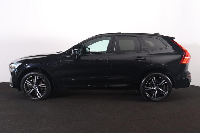 Volvo XC60 T6 Recharge AWD R-Design - LONG RANGE - Panorama/schuifdak - IntelliSafe Assist - Harman/Kardon audio - Adaptieve LED koplampen - Parkeercamera achter - Verwarmde voorstoelen, stuur & achterbank - Parkeersensoren voor & achter - Elektr. bedienb. voorstoel