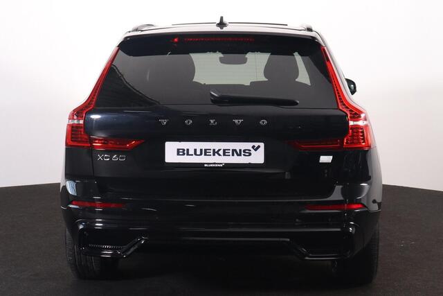 Volvo XC60 T6 Recharge AWD R-Design - LONG RANGE - Panorama/schuifdak - IntelliSafe Assist - Harman/Kardon audio - Adaptieve LED koplampen - Parkeercamera achter - Verwarmde voorstoelen, stuur & achterbank - Parkeersensoren voor & achter - Elektr. bedienb. voorstoel