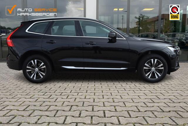 Volvo XC60 2.0 T6 Plug-in hybrid AWD Essential Bright | Pano | Leder | Camera |