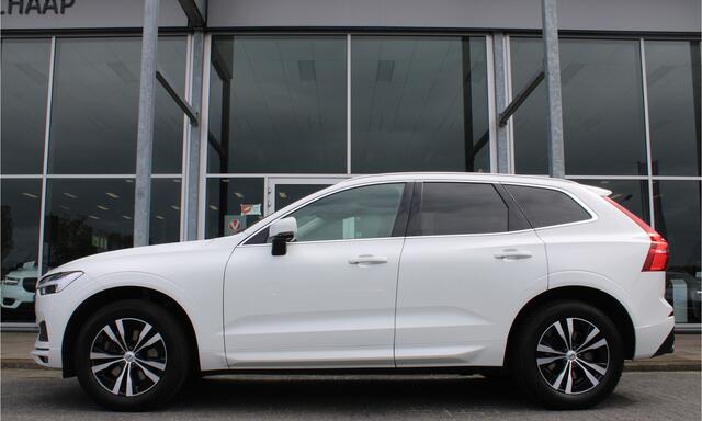 Volvo XC60 B4 198PK Automaat Business Pro | Trekhaak | H&K Audio | Adapt. Cruise | 360 Camera | Privacy Glas | BLIS | Keyless |