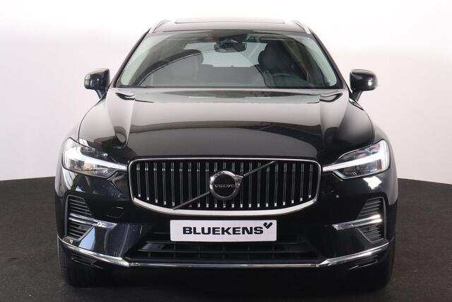 Volvo XC60 Recharge T8 AWD Inscription - Panorama/schuifdak - IntelliSafe Assist - Harman/Kardon audio - Adaptieve LED koplampen - Parkeercamera achter - Verwarmde voorstoelen & stuur - Parkeersensoren voor & achter - Elektr. bedienb. voorstoelen met geheugen - Draa