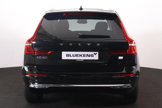 Volvo XC60 Recharge T8 AWD Inscription - Panorama/schuifdak - IntelliSafe Assist - Harman/Kardon audio - Adaptieve LED koplampen - Parkeercamera achter - Verwarmde voorstoelen & stuur - Parkeersensoren voor & achter - Elektr. bedienb. voorstoelen met geheugen - Draa