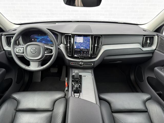 Volvo XC60 2.0 T8 Plug-in hybrid AWD Ultimate Bright | Long Range | Schuif-/Kanteldak | 360 Camera | Adaptieve Cruise Control | Head-Up Display | Stoel-/Stuurverwarming | Getint Glas | Harman Kardon Audio | BLIS |