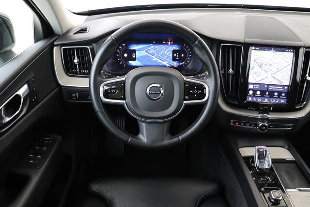 Volvo XC60 B5 (M-HYBRID) INSCRIPTION -LEDER|POWER-SEATS|KEYLESS|PRIVACY.GLAS|TREKHAAK|21"|GOOGLE
