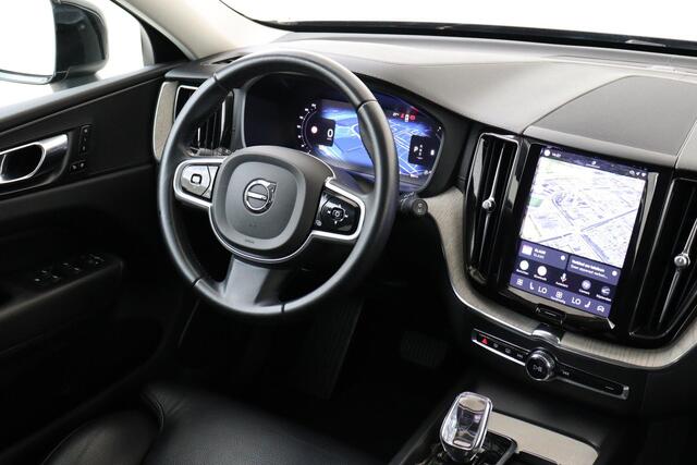 Volvo XC60 B5 (M-HYBRID) INSCRIPTION -LEDER|POWER-SEATS|KEYLESS|PRIVACY.GLAS|TREKHAAK|21"|GOOGLE