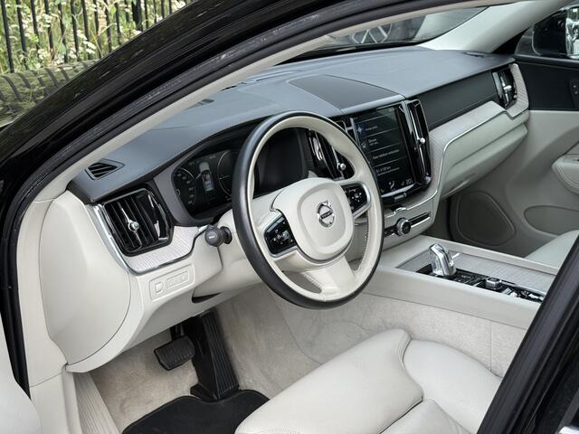 Volvo XC60 2.0 T8 Twin Engine AWD Inscription
