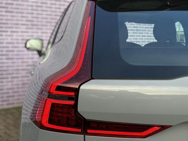 Volvo XC60 2.0 T6 Plug-in hybrid AWD Ultra Dark | Head-up Display | Full-Led | Schuif-/Kanteldak | Adaptieve Cruise Control | Trekhaak | BLIS | 360 Camera | Stoel-/Stuurverwarming | 20" |