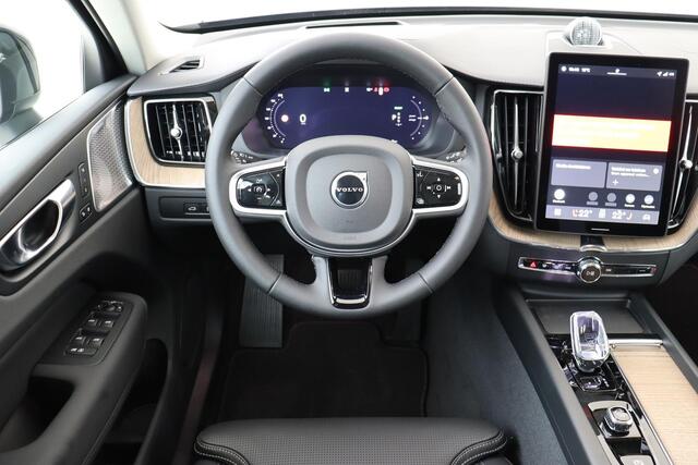 Volvo XC60 II T6 PLUG-IN HYBRID AWD ULTRA EXECUTIVE ED. DARK *FULL OPTIONS!* -PANO.DAK|BOWERS&WILKINS|LUCHTVERING|GEVENT.LEDER+MASSAGE|360°CAM|HEAD-UP DISP.|22"