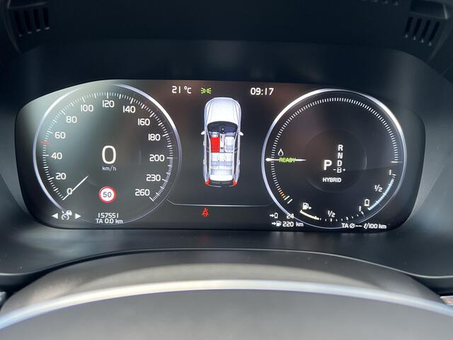 Volvo XC60 2.0 T8 392 pk Recharge AWD R-Design Navigatie Nappa Leer Stoelkoeling Trekhaak 360 Camera 21 Inch Standkachel Head-Up Pilot Assist Stoel + Stuurverwarming Panoramadak Plug in Hybride