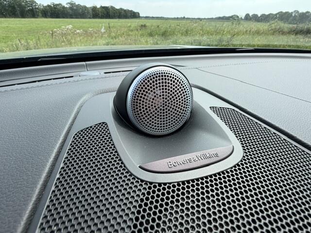 Volvo XC60 T6 AWD R B&W LUCHTVERING 360 FACE LIFT 2 JAAR GARANTIE