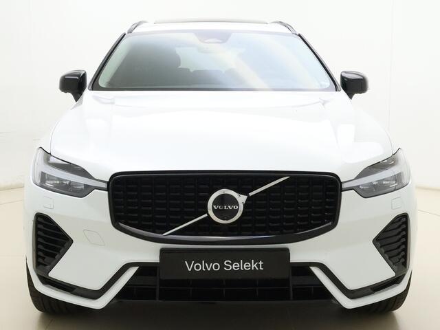 Volvo XC60 T6 Plug-in hybrid AWD Ultra / Head up display / 21" Velgen / Harman en Kardon audio / Panorama dak /