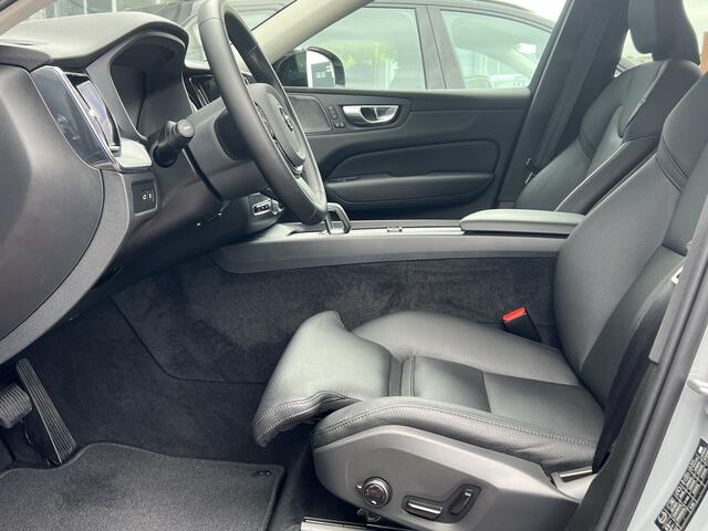 Volvo XC60 2.0 T6 350 Pk AWD Plus Dark Navigatie Panoramdak Full Led Harman Kardon 360 Camera Stoel + Stuurverwarming Bliss 19 Inch Elek Stoelen Vol Leder Plug-in hybrid Long Range BTW