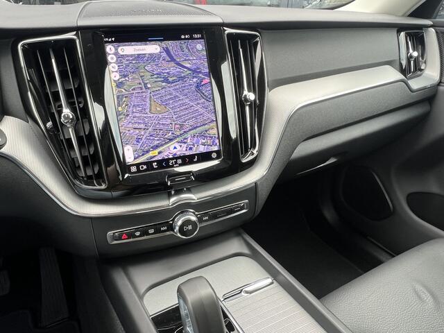Volvo XC60 2.0 T6 350 Pk AWD Plus Dark Navigatie Panoramdak Full Led Harman Kardon 360 Camera Stoel + Stuurverwarming Bliss 19 Inch Elek Stoelen Vol Leder Plug-in hybrid Long Range BTW