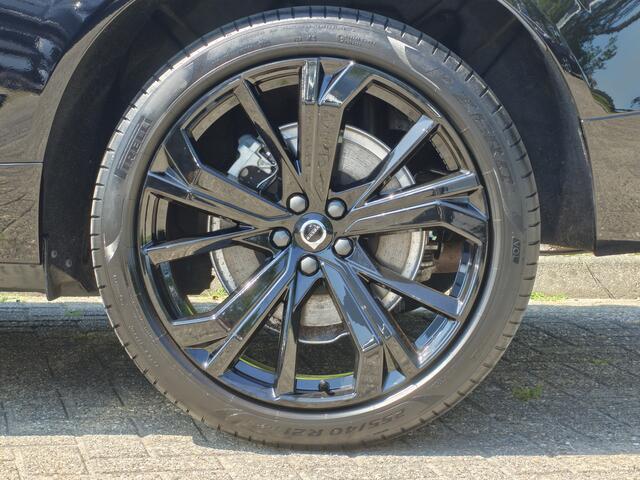 Volvo XC60 T6 350PK Plug-in hybrid AWD Plus Black Edition | Trekhaak | BLIS | ACC | PDC V+A | Camera Achter | Elektr. Stoelen | Carplay