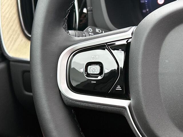 Volvo XC60 2.0 T6 AWD Ultra Dark