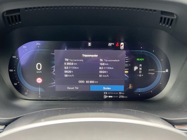 Volvo XC60 2.0 T8 455 Pk AWD Plus Dark 2.0 T8 455 Pk AWD Plus Dark Navigatie Trekhaak Panoramdak Elek Comfortstoelen Leder Full Led Harman Kardon Blis Pilot Assist Acc Getint Glas Plug-in hybrid