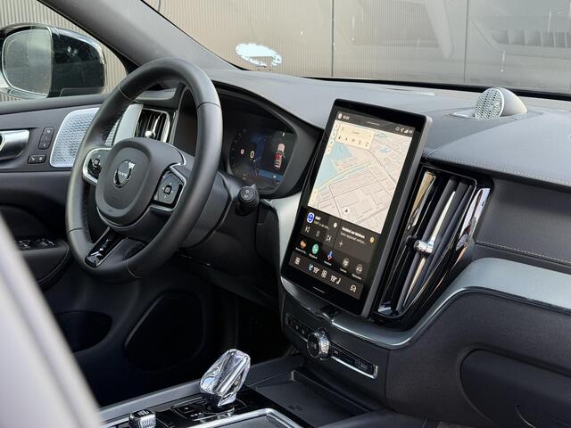 Volvo XC60 2.0 T8 Plug-in hybrid AWD Ultra Black Edition Trekhaak / Panorama dak / Bowers & Wilkins / Stoelverwarming, koeling, massage / Grote accu / 21' / Sportstoelen / memory seats