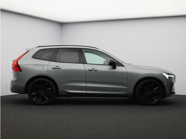 Volvo XC60 T8 455PK Plug-in hybrid AWD Ultra Black Edition / Luchtvering / Massagestoelen / Head Up / Nappa Leder Met Ventilatie / 360gr Camera / Full Led / 21" /