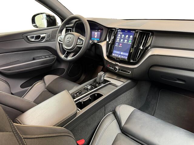 Volvo XC60 2.0 T6 Plug-in hybrid AWD R-Design I Panoramadak I Trekhaak I Elek. Stoelen I Harman Kardon I Leder