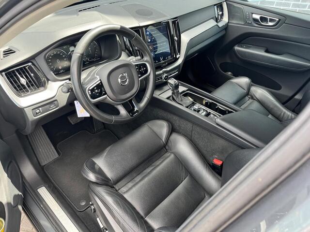 Volvo XC60 2.0 T5 Inscription | Trekhaak | Harman Kardon Audio | DAB | Achteruitrijcamera | Parkeersensoren | Keyless Entry | Elektrische Achterklep | Elektrisch Verstelbare Voorstoelen | Stoelverwarming | Sportstoelen | Navigatie | Apple Carplay | Android Auto