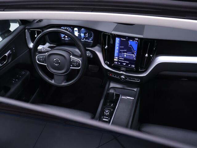 Volvo XC60 2.0 T6 Plug-in hybrid AWD Inscription [ADAPTIVE CRUISE, SCHUIFKANTELDAK, APPLE CARPLAY, ANDROID, MEMORY SEATS, STOELVERWARMING, VOL LEDER, LED, PDC ACHTER, CLIMATE, DRAADLOZE OPLADER, ELEKTRISCHE ACHTERKLEP, KEYLESS ENTRY, DIGITA