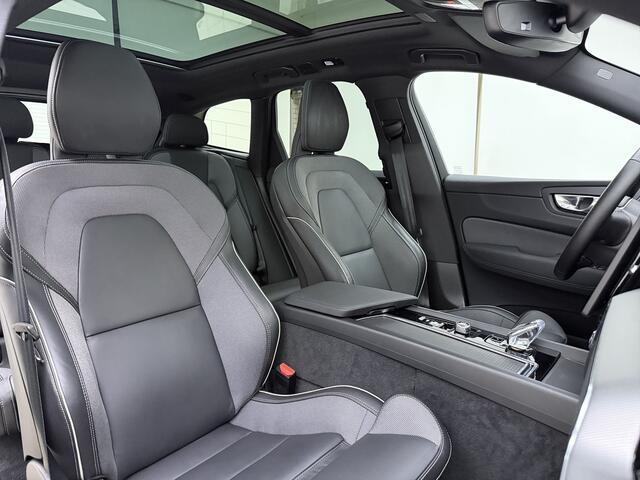 Volvo XC60 T6 350pk Ultra Black Edition / Luchtvering / Contourstoelen / Panorama dak / HUD / 360 graden camera /
