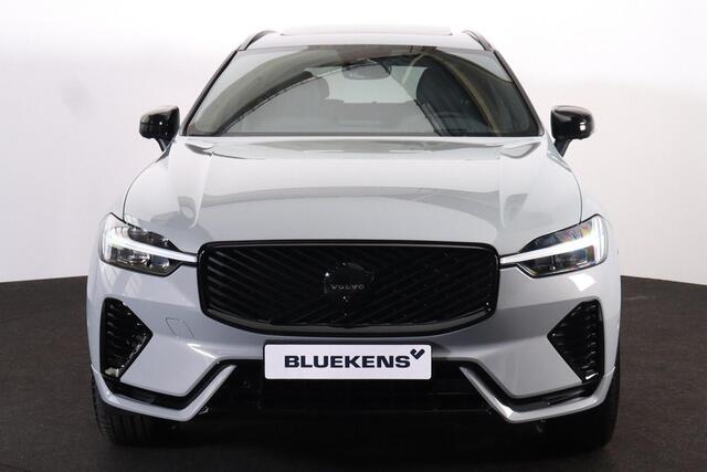 Volvo XC60 T6 Recharge AWD Plus Black Edition - Panorama/schuifdak - IntelliSafe Assist & Surround - 360º Camera - Harman/Kardon audio - Verwarmde voorstoelen, stuur & achterbank - Parkeersensoren voor & achter - Elektr. bedienb. voorstoelen met geheugen - Head up d