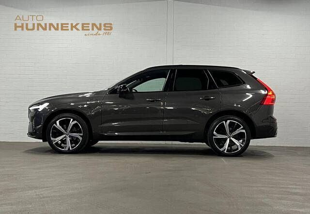Volvo XC60 2.0 T8 Plug-in hybrid AWD Plus Dark Luchtvering | Trekhaak | Adapt. cruise | Open dak | 360 camera | Harman/Kardon | Stuur-/Stoelverwarming